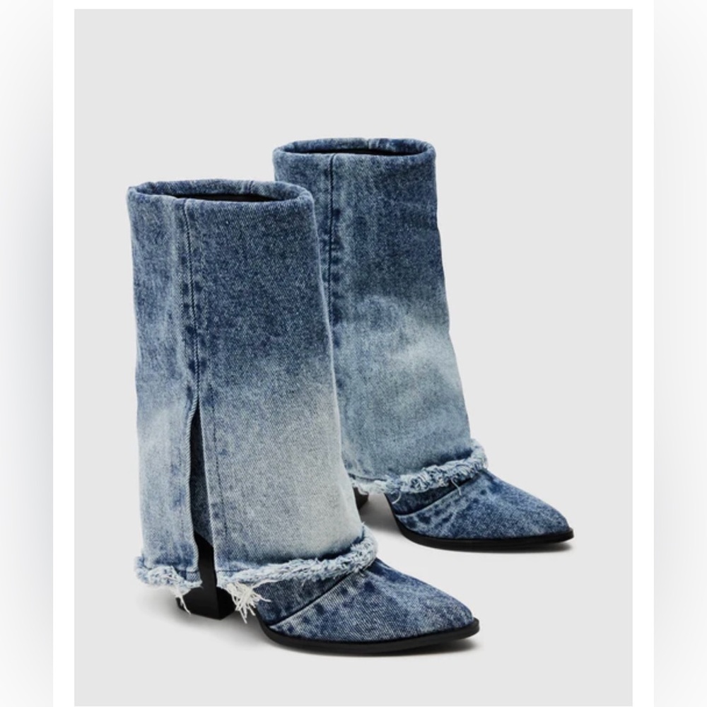 STEVE MADDEN LIVVY DENIM FABRIC BOOT